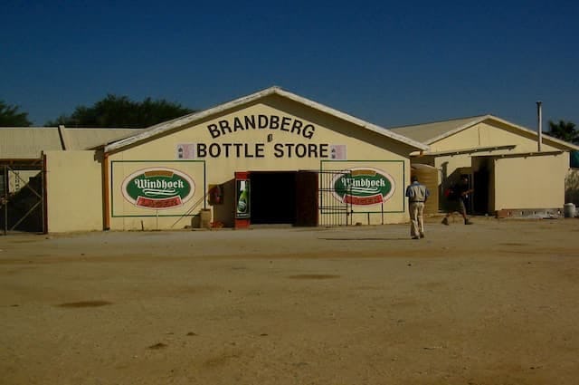 Branderg Bottle Store