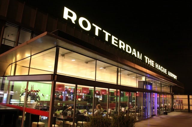 A cafe/bar/restaurant at Rotterdam the Hague Airport