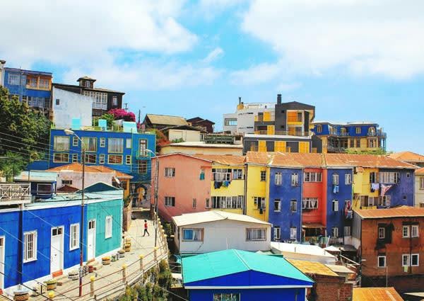 colourful houes in Chile