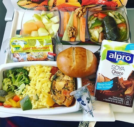 vegan airline meal